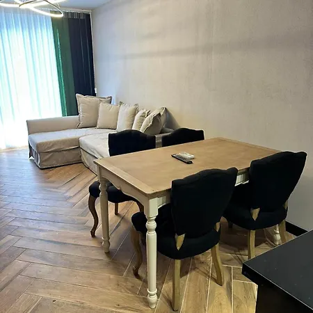 Azur 24 * Shkorpilovtsi
