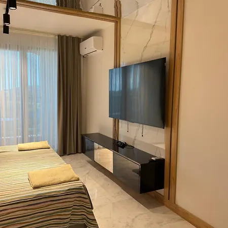 Azur 76 슈코르필로브치