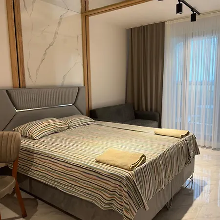 Appartement Azur 76 *
