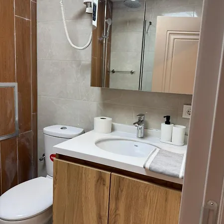 Appartement Azur 76 *